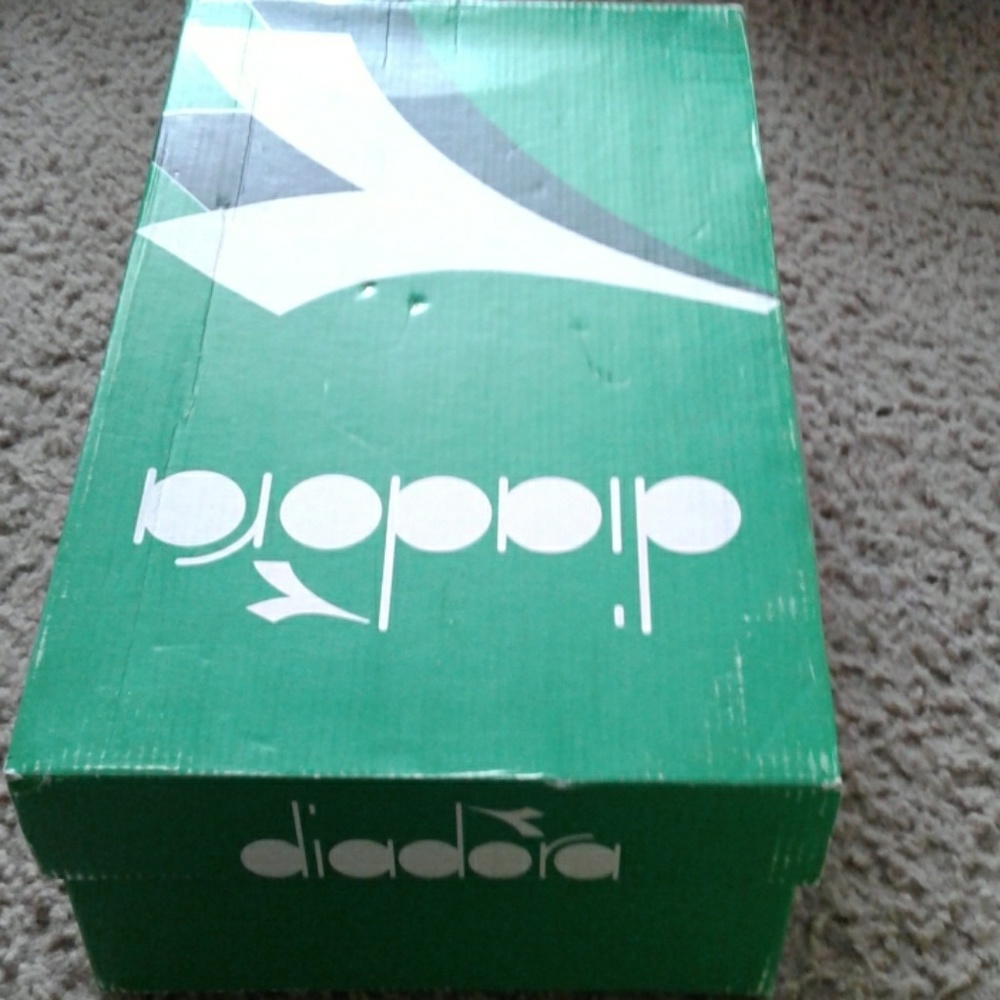 Diadora shoes